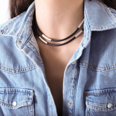 collar_largo_serpiente_plata de ley_caucho_joyas de autor_seyart_2