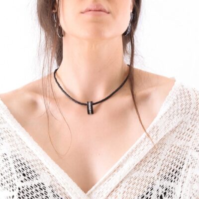collar_plata de ley_madera_circonitas_corto_seyart_3