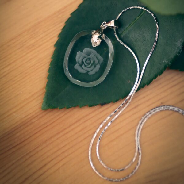 ROSA EN PENJOLL DE VIDRE ÔVAL